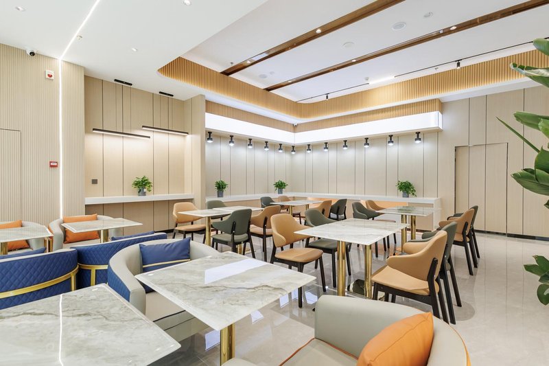 Home Inn Aiyi Hotel (Shaoxing Paojiang Binhe Commercial Center) Restaurant