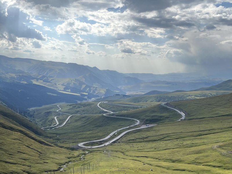 Home Inn (Korla Jiaotong West Road People's Square)周边景点