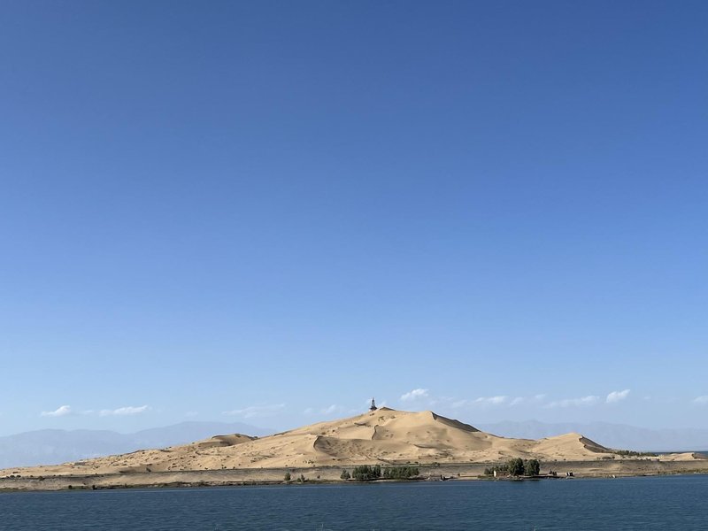 Home Inn (Korla Jiaotong West Road People's Square)周边景点