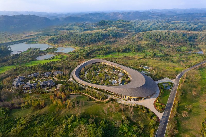 MUYUN HOT SPRINGS HOTELOver view