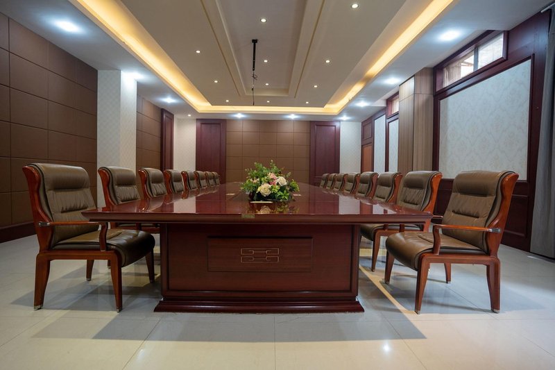  meeting room