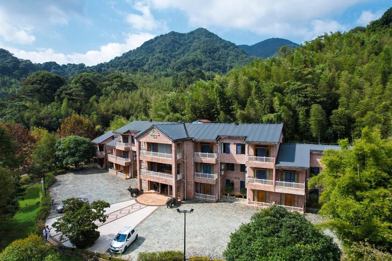 南昆山丹枫寨度假酒店外景图