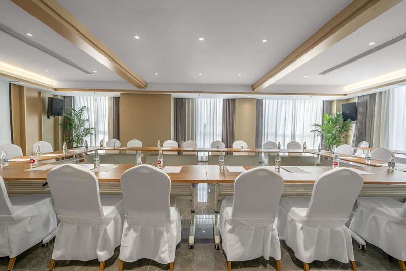 天诺酒店(重庆铜梁万达广场店)外景图