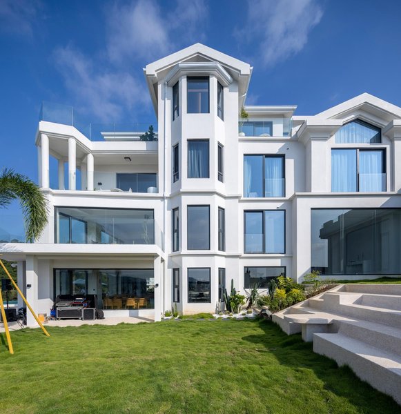 Wild Villa Over view