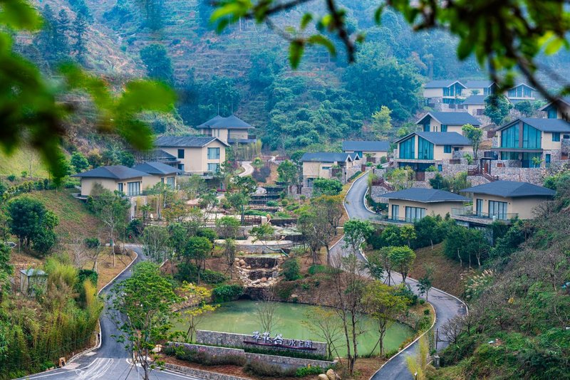 李花谷·水上居酒店外景图