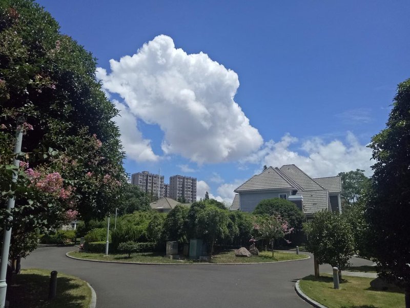 Huang Shan Guest Hotel Over view