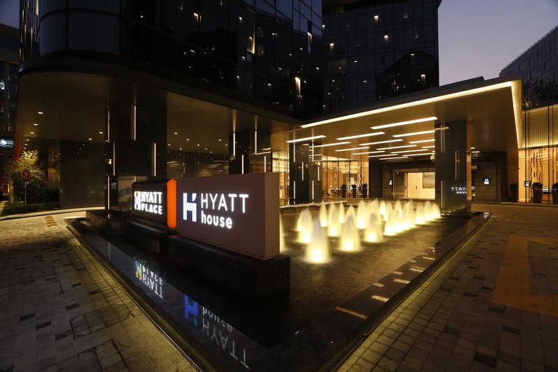 Hyatt House Shanghai Hongqiao CBD over view