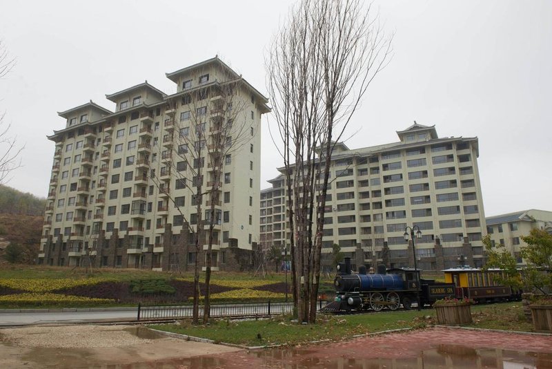 Rainbow Valley Hotspring Holiday Hotel Over view