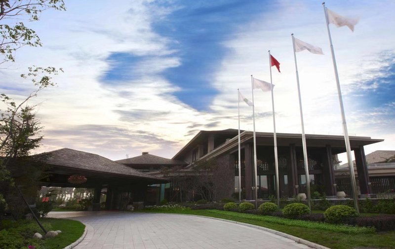 Junshan Holiday HotelOver view