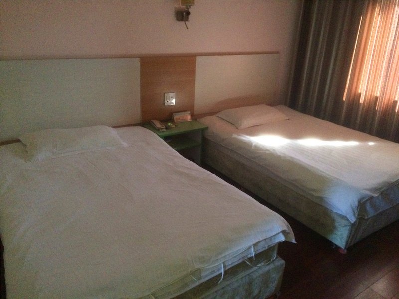 Haining New Youth Hostel Guest Room