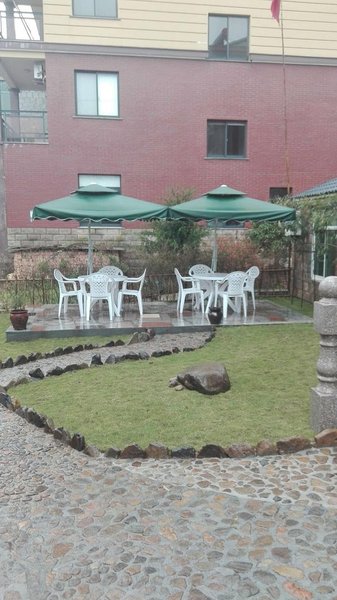 Xujia Bieyuan Hotel Over view