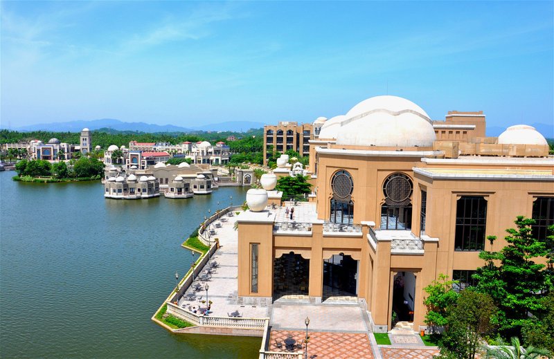 Sheraton Qingyuan Lion Lake Hotel Over view