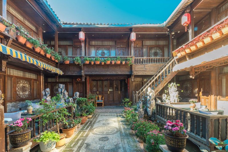 Floral·Lijiang Ancient Town and Road Inn (Sifang Street, Mufu, Dayan Ancient Town)Over view