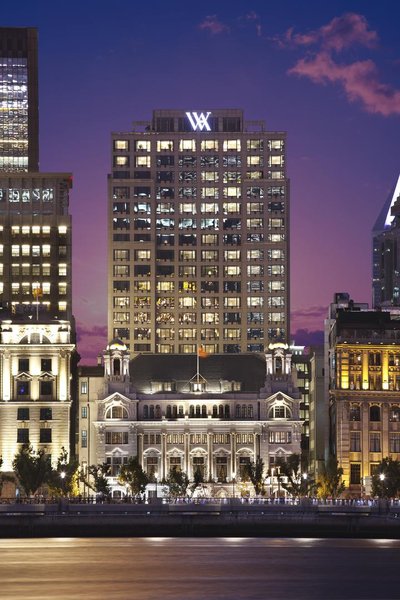 Waldorf Astoria Shanghai on the BundOver view