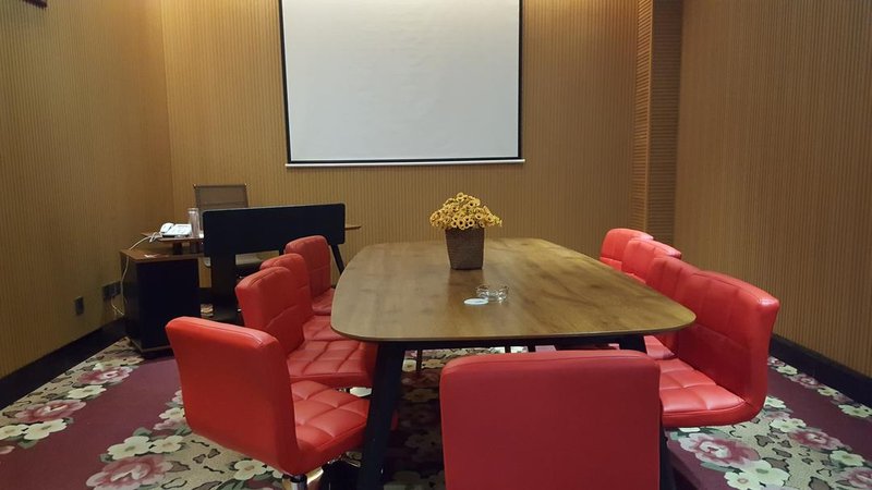 Fortune Hotel meeting room