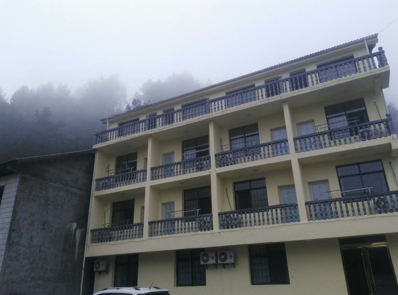 zjjgslgyjfhskzOver view