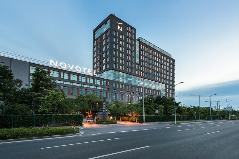 Novotel Shanghai CloverOver view