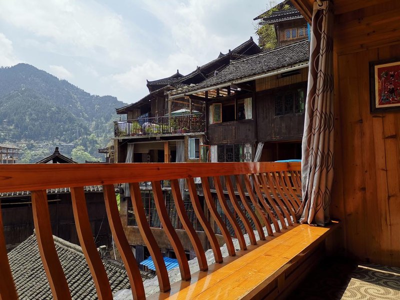 Elegant Residence Inn Yougu Chain Over view