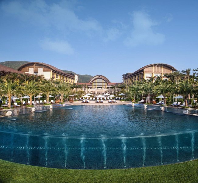 The St. Regis Sanya Yalong Bay Resort Over view