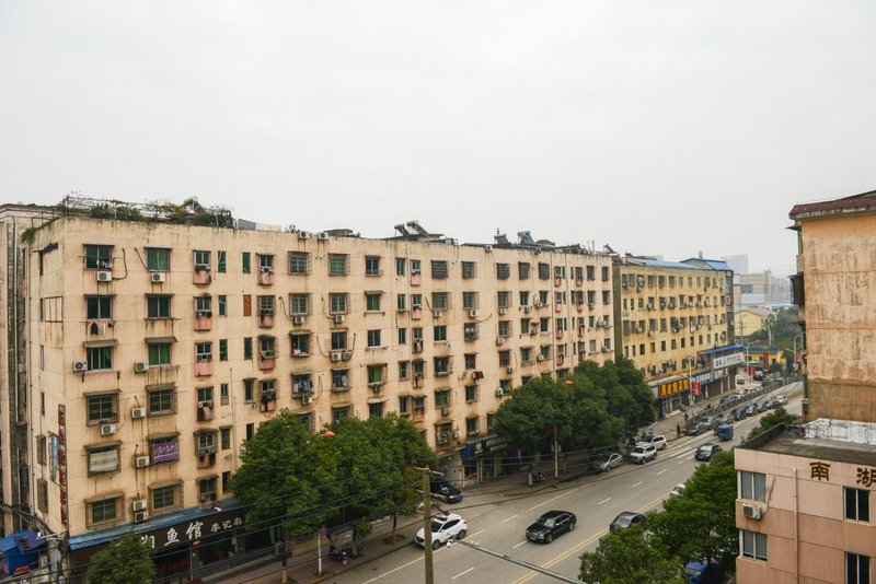 Jingjiu Hotel Over view