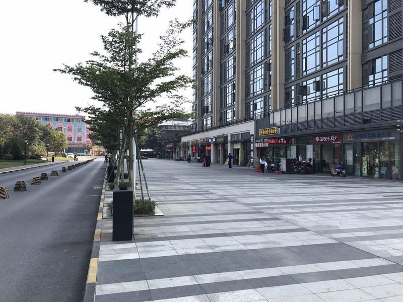 Luxiaoyi Theme Holiday Apartment (Guangzhou Tourist Area North Gate) Over view