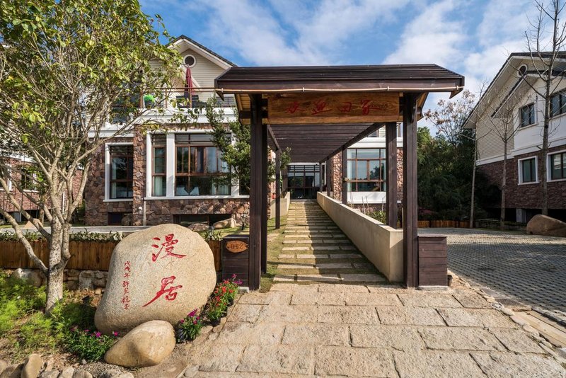 Manju Holiday Villa 酒店外观