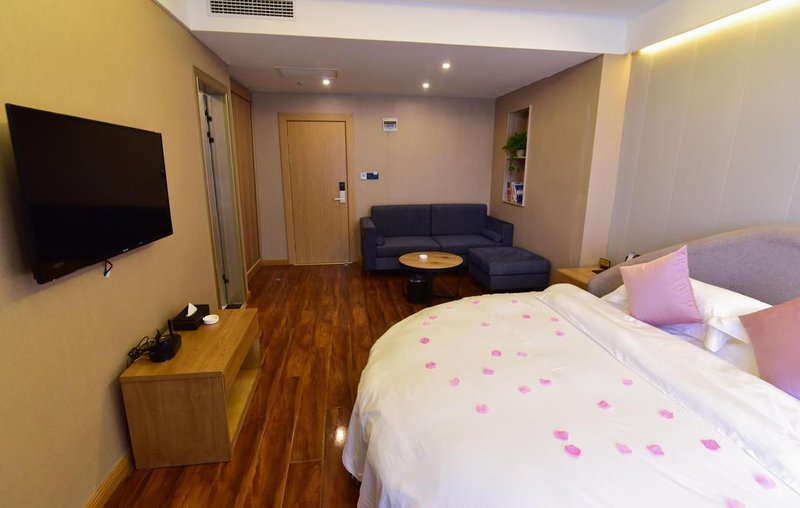 Jintai Hotel Guest Room