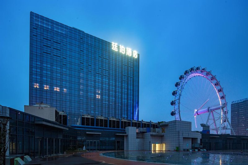 The Bright Hotel (Changsha Zhongmaocheng) Over view