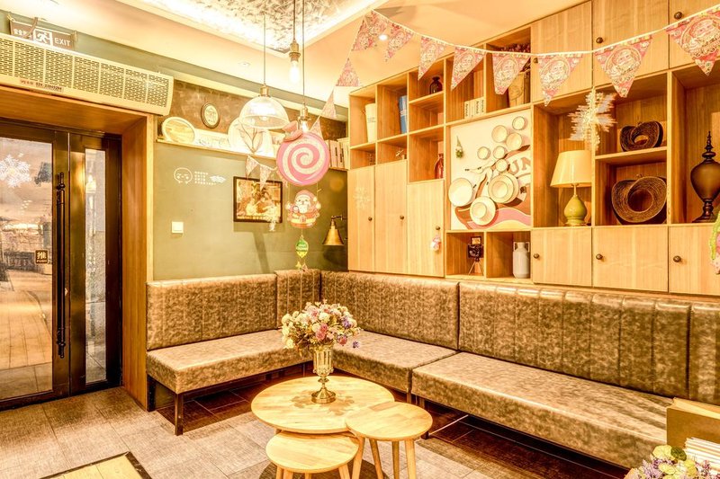 Heilongjiang University Area C International Student Apartment Restaurant