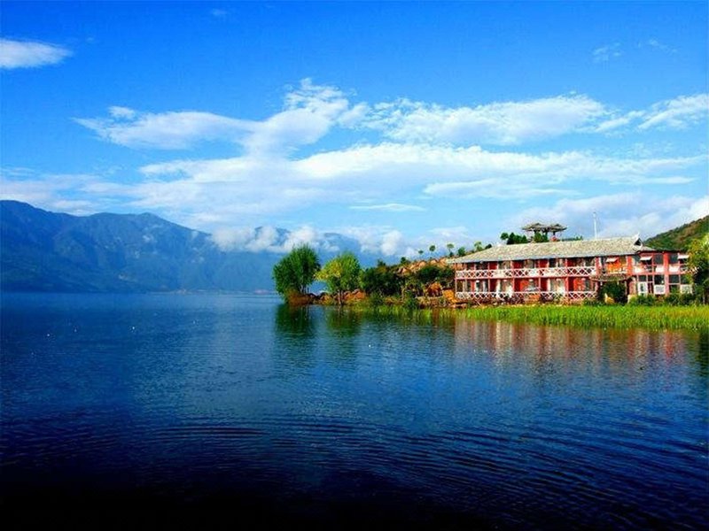 Legend Inn Lugu Lake Over view