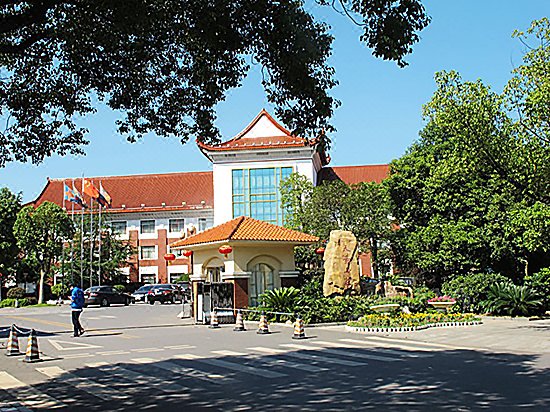 Tiantai Kaiyuan Hotel Over view