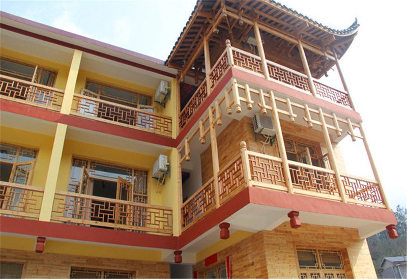 Zhangjiajie holiday inn north latitude 30 degrees Over view