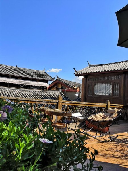 Shenrenju Inn Lijiang Over view