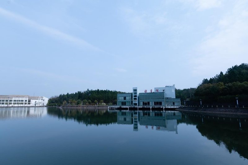 Jiangzhong Deyuelou Hotel Over view