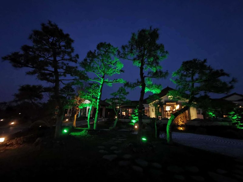 Nanhu Bailuyuan Hotel Over view