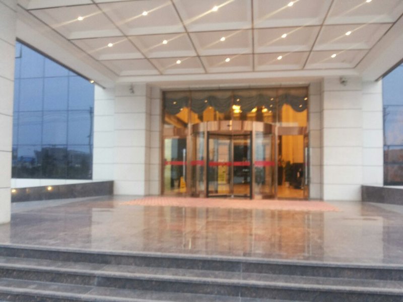 Xinxirun International HotelOver view