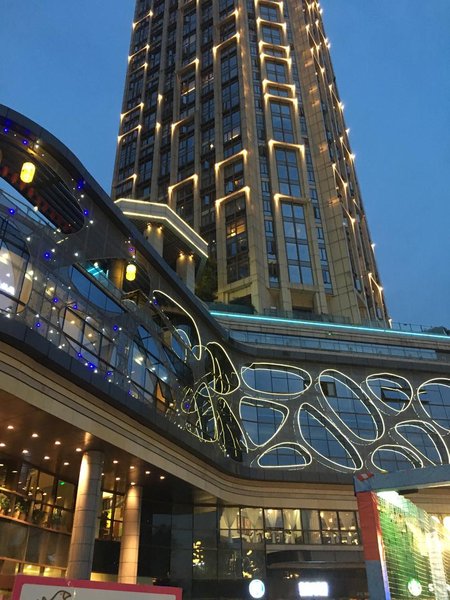 Bund Night Impression Apartment Hotel (Chongqing Nanbin Road)Over view