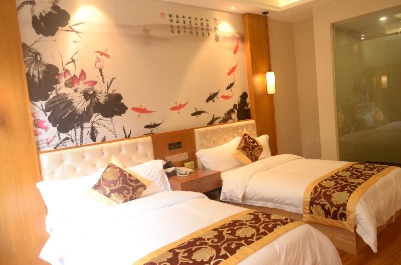 Kaisen Hotel Guest Room