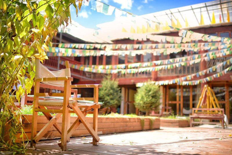 Dragoncloud Guesthouse 酒店外观