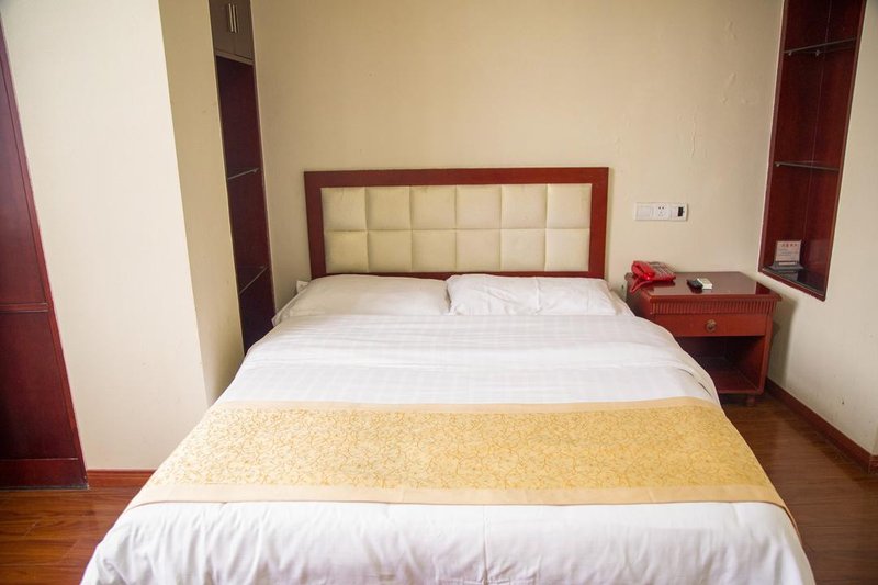 Towo Holiday Hotel (Tongshan waterfront garden) Guest Room