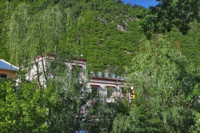 Jiuzhai Fairy Tale Hotel Over view