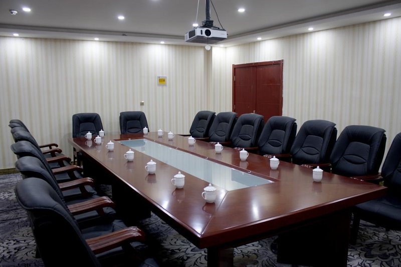Xiang Yun Quality Hotel meeting room