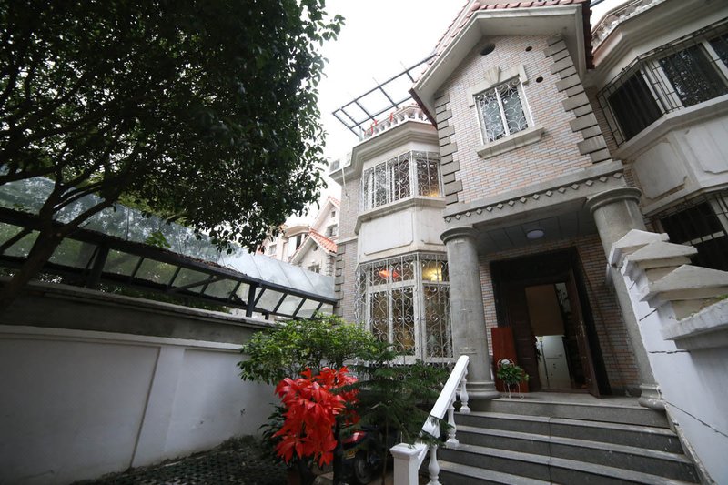 Dream  House Over view