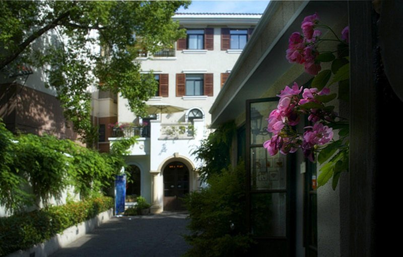 Soho Garden Villa Hotel (Shanghai Jiaotong University Metro Station Flagship) Over view