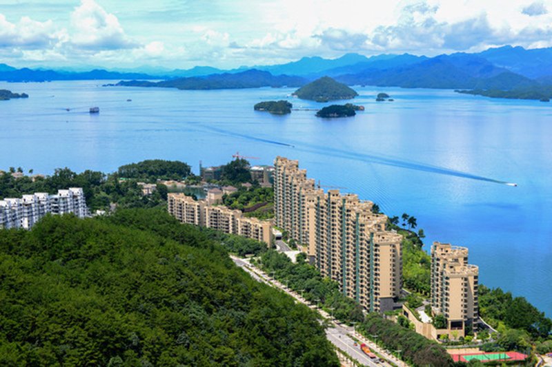 Lilac Qiandao Lake Resort over view