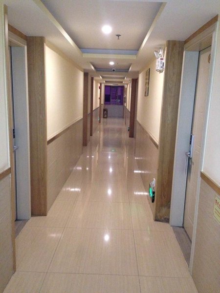 Tiantian Chain Hotel (Shenzhen Shiyan Avenue branch) Hotel public area