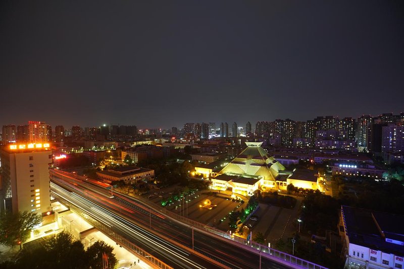 Zhongzhou International Hotel (Henan Museum) Over view