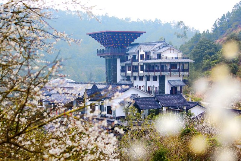 Tianlu Mountain Hot Spring Resort Over view