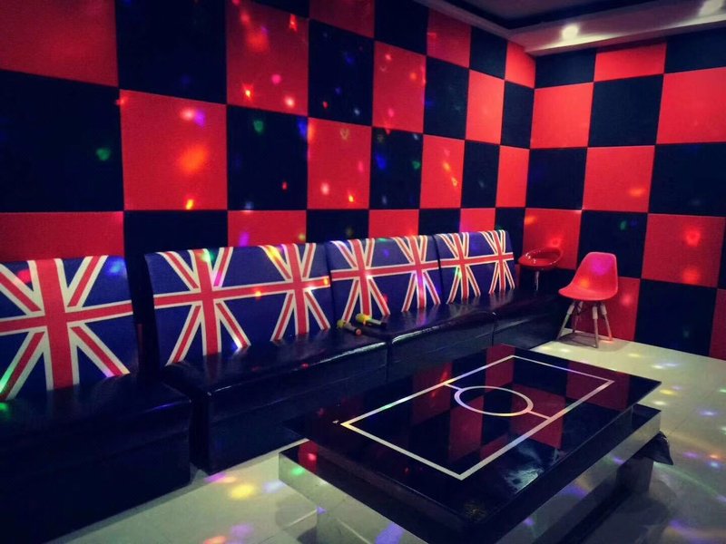 SUNSHINE HOTEL meeting room