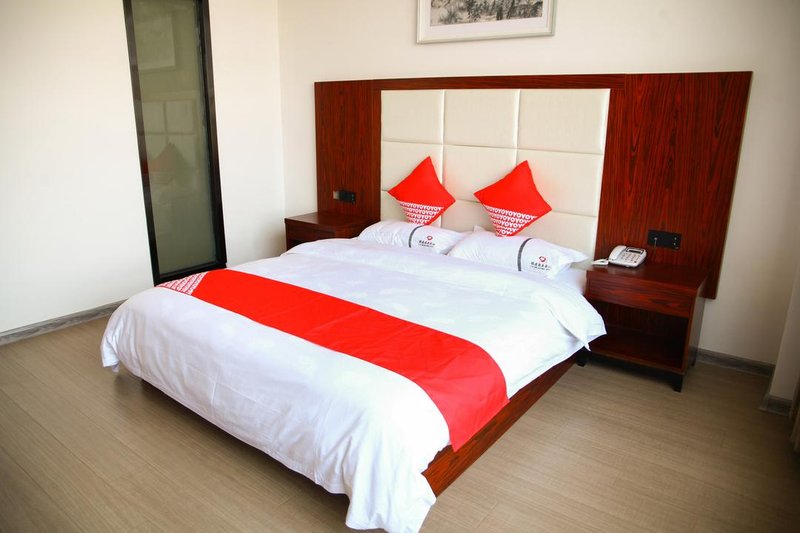 YinTong Business HotelGuest Room